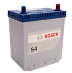 BATERIA BOSCH S4 - 35 AH - 700 CAJA NS40 (330,D,CON PESTANA HD, BORNE DELGADO,L 18,7 AN 12,7 AL 22,3 CM)