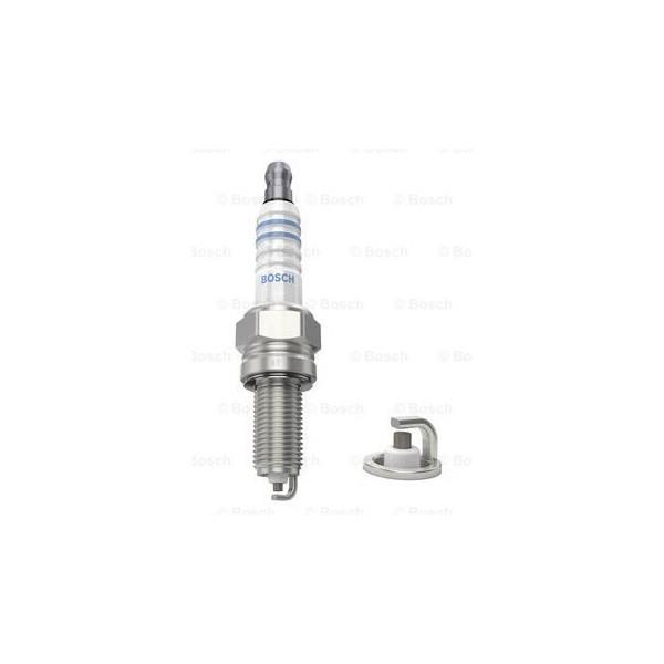 BUJÍA UR6DE TVS(APACHE160/180, KING GS) CAJAX10 UNID. MOTOCICLETA REPUESTO ORIGINAL BOSCH